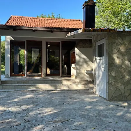 Trebizat Nature Дом отдыха Чаплина